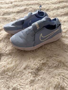 Nike Kids Light Blue Slip-On Sneakers with Hook Strap